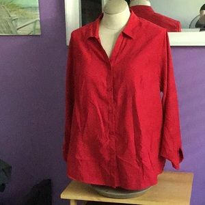🌹2 for $15.  White stag women’s red dress shirt. Size 3x.